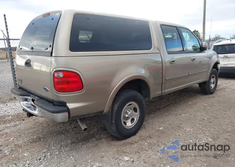 2001 Ford F-150 King Ranch Edition/Lariat/Xlt from USA, damaged, VIN 1FTRW08L51KC52336